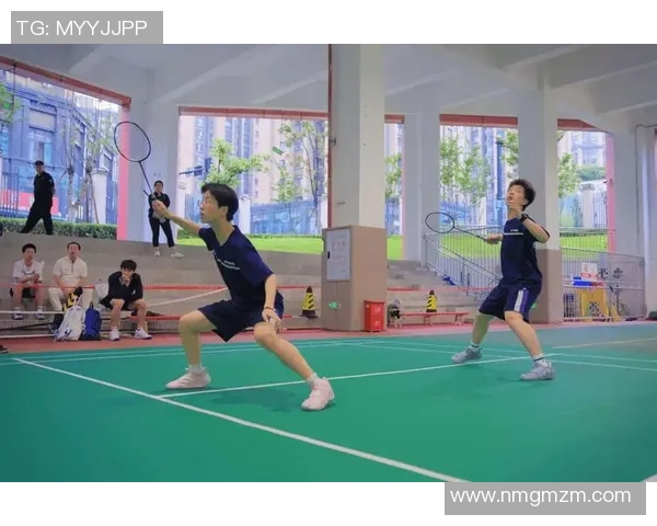 重庆羽毛球队实力强劲荣登全国第五名展现出色竞技水平与团队协作能力