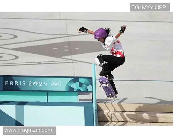 重庆滑板队与上海滑板队赛后复盘速度较量的精彩瞬间与战术分析